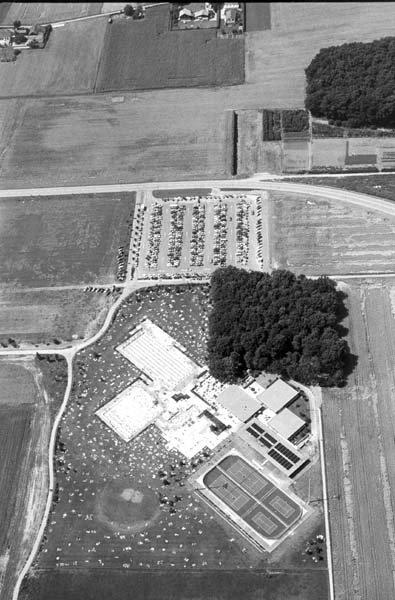 1981_02_P